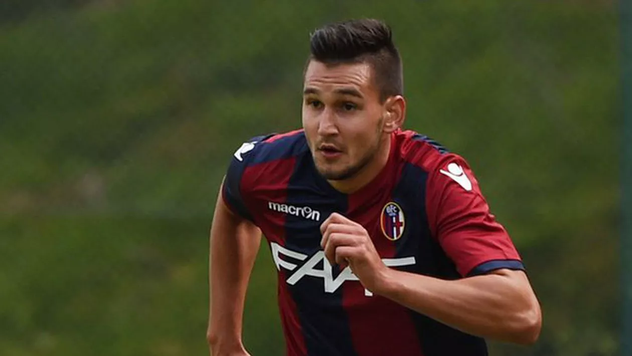 Un fotbalist român a fost bătut de colegi în străinătate după ce a fost testat pozitiv cu coronavirus