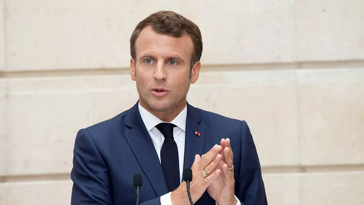 CORONAVIRUS | Franța ar putea impune purtarea obligatorie a măștii în spațiile publice închise / Emmanuel Macron: „Trebuie să ne pregătim pentru o revenire a epidemiei”