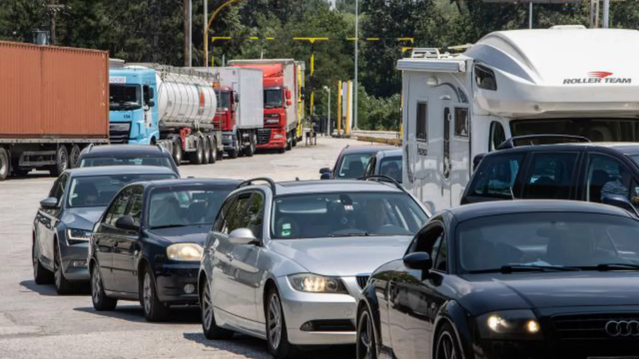 MAE: Încă 4 turiști români în Grecia au coronavirus / A fost modificat termenul de completare a formularului electronic pentru cei care intră pe teritoriul elen