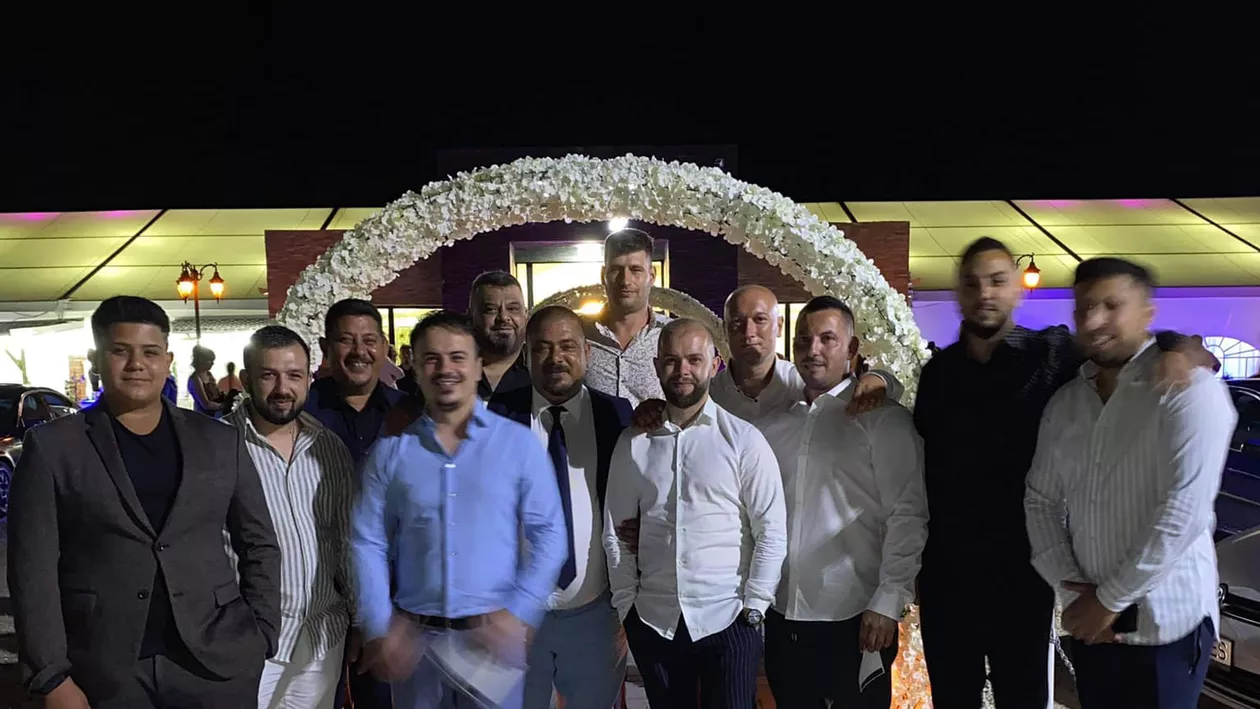 Nuntă cu sute de invitați pentru fiul unui consilier local PSD din Roșiorii de Vede, în plină pandemie de coronavirus. Organizatorul petrecerii a fost amendat cu doar 3.000 de lei