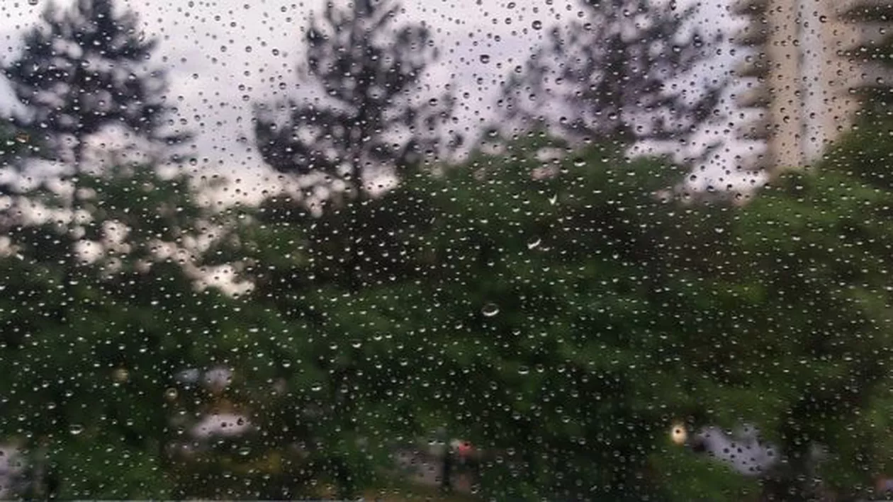 ANM a emis mai multe avertizări de vreme rea. Care sunt zonele vizate de codul portocaliu (FOTO)