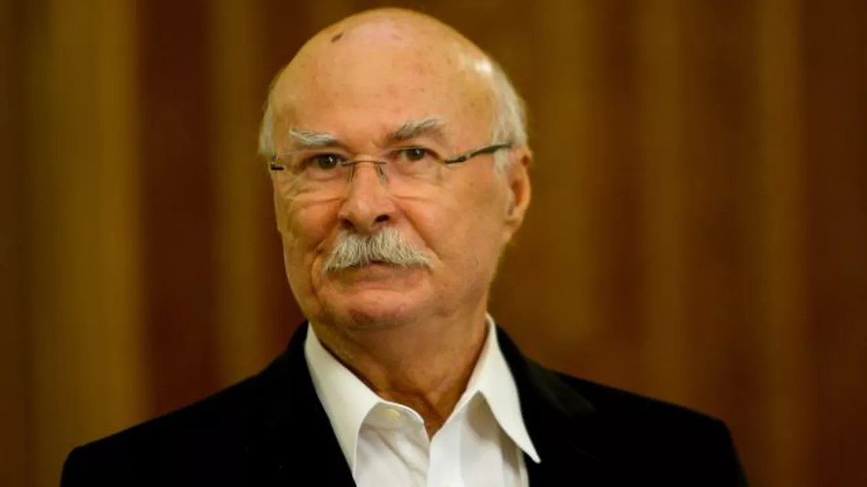 Tudor Gheorghe își serbează azi ziua de naștere. Cum arată Adrian, singurul copil al cântărețului (FOTO)