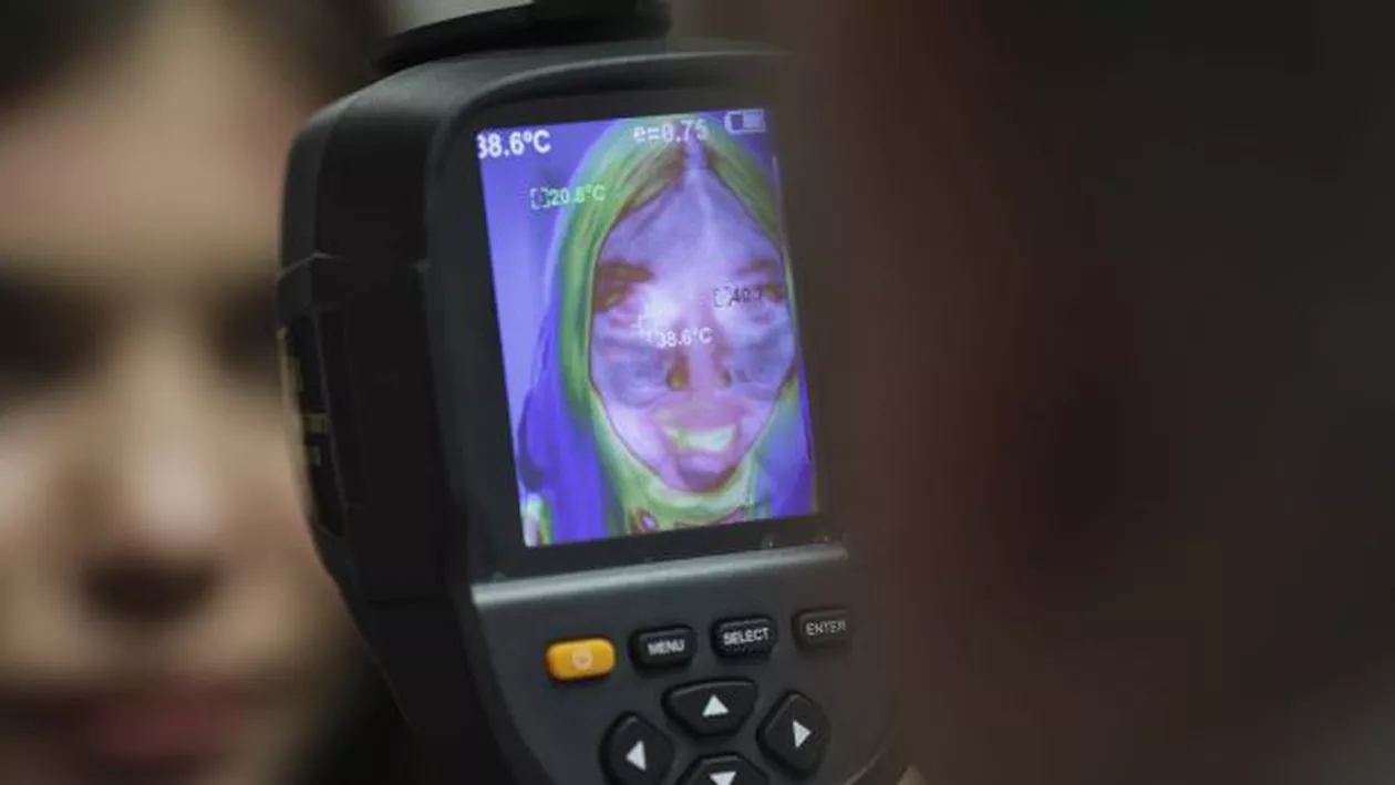 Elevilor nu li se va lua temperatura la intrarea în școală. Triajul zilnic va fi făcut acasă, de către părinți