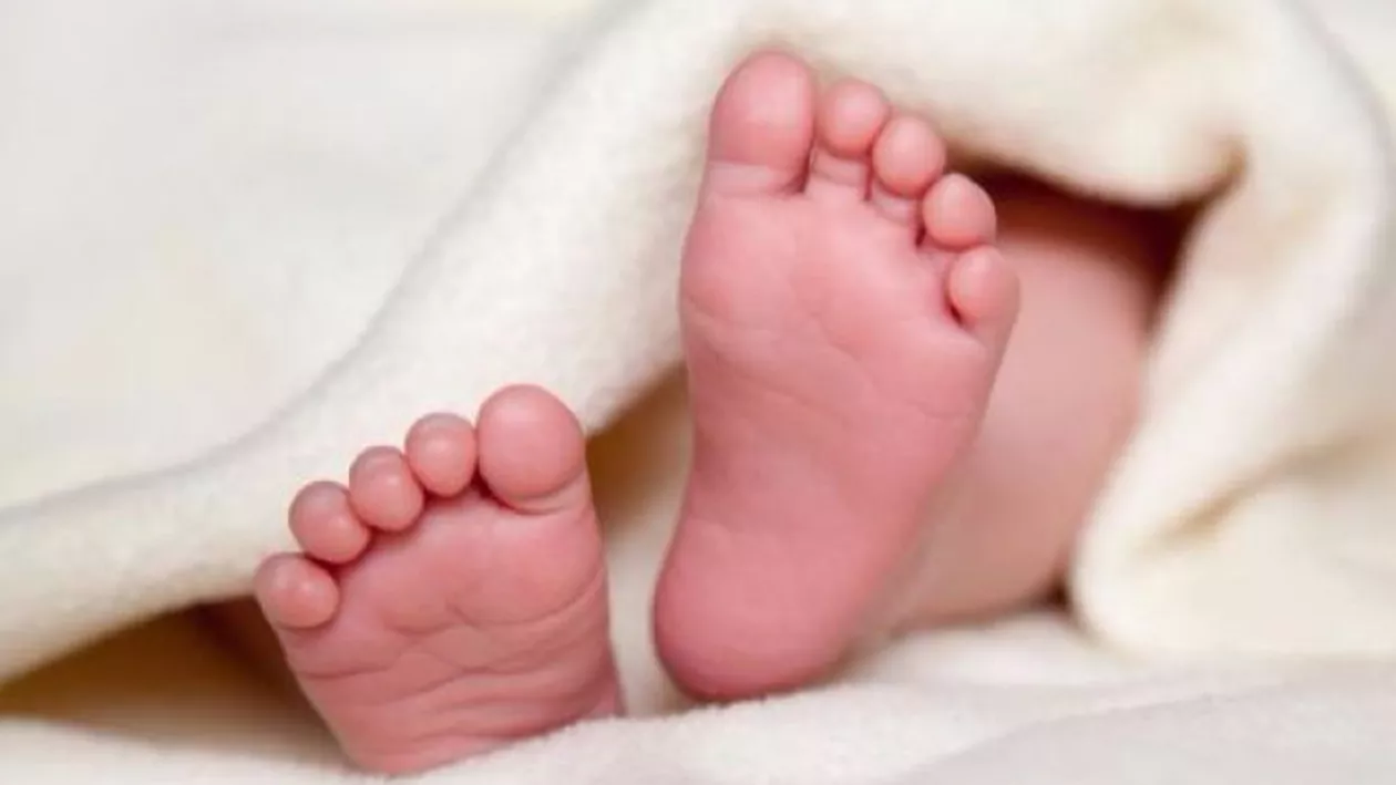 Viața le-a adus cea mai mare binecuvântare, dar ei au ales să îi dea cu piciorul. Doi părinți și-au abandonat fetița nou-născută pentru că au dorit un băiat (VIDEO)