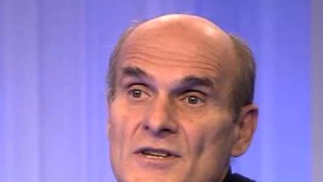 Cristian Tudor Popescu, despre surpriza de la primăria Capitalei: Petre Roman