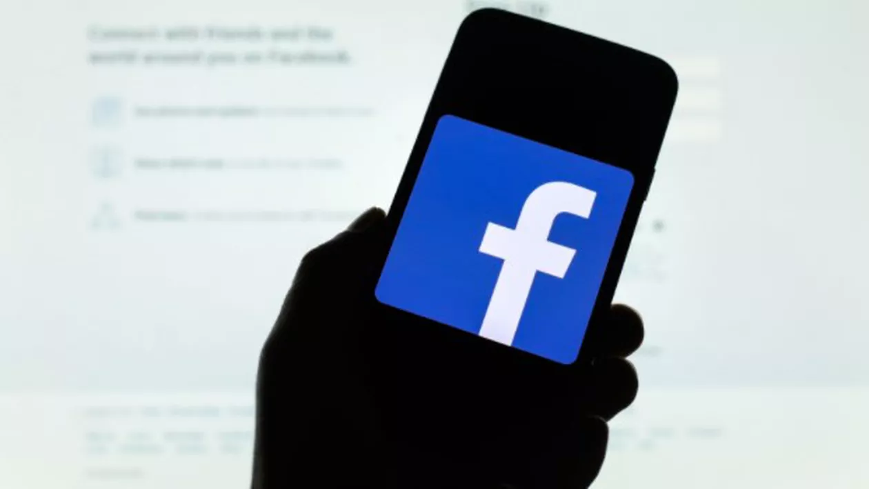 Instanța i-a interzis unei mame să mai posteze fotografii cu fiicele sale pe contul de Facebook. Ce a descoperit tatăl minorelor