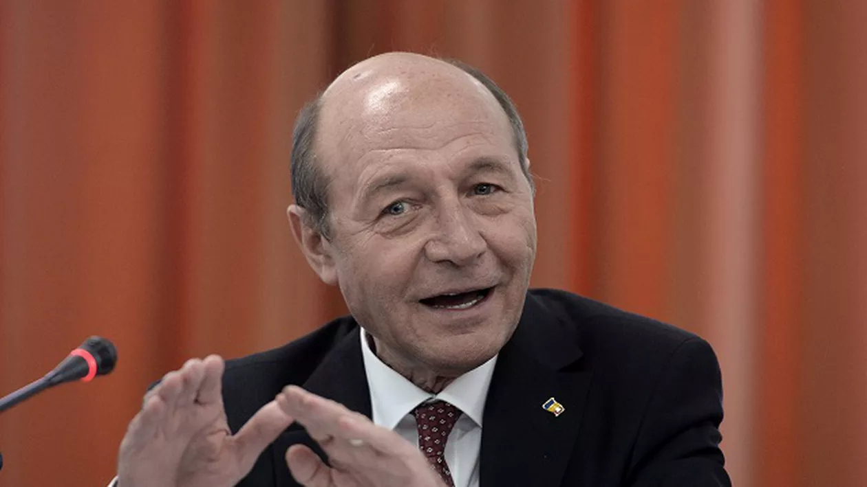 Traian Băsescu: Este ridicol ce încearcă unii să insinueze legat de posibile înțelegeri cu Gabriela Firea. Credeți că am intrat într-o cursă la Primăria Capitalei ca să o pierd? (VIDEO)