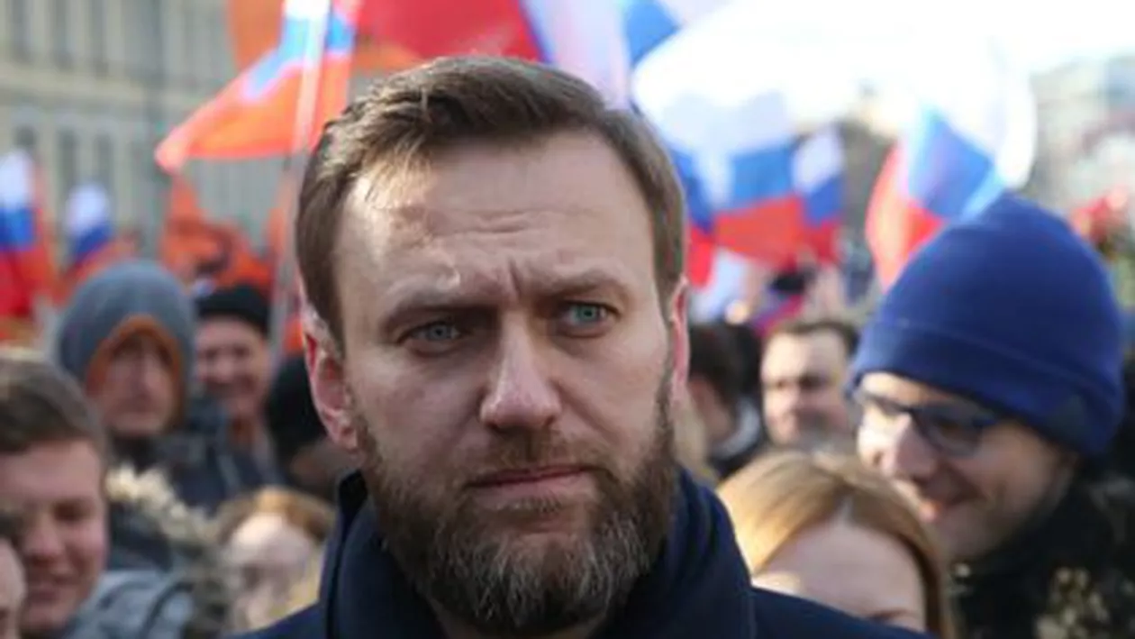 Aleksei Nalvanîi a ieșit din coma indusă iar starea sa de sănătate s-a îmbunătățit, susțin reprezentanții spitalului din Berlin