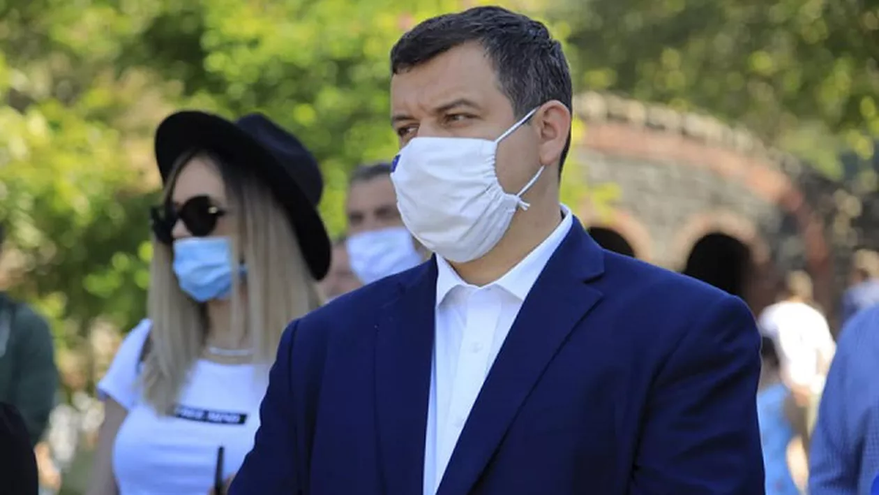 Eugen Tomac (PMP): România are nevoie de dezbateri și de soluții. Nu putem stagna și căuta scuze pentru orice. Lipsa dezbaterii arată că democrația românească suferă enorm