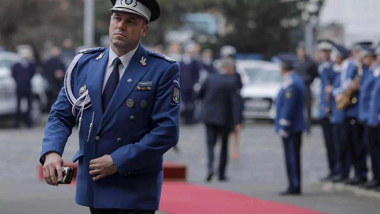 SURSE: Trei șefi ai Jandarmeriei, anchetați de DNA pentru că ar fi încasat ilegal plata a sute de ore suplimentare / Reacția colonelului Bogdan Enescu (VIDEO)