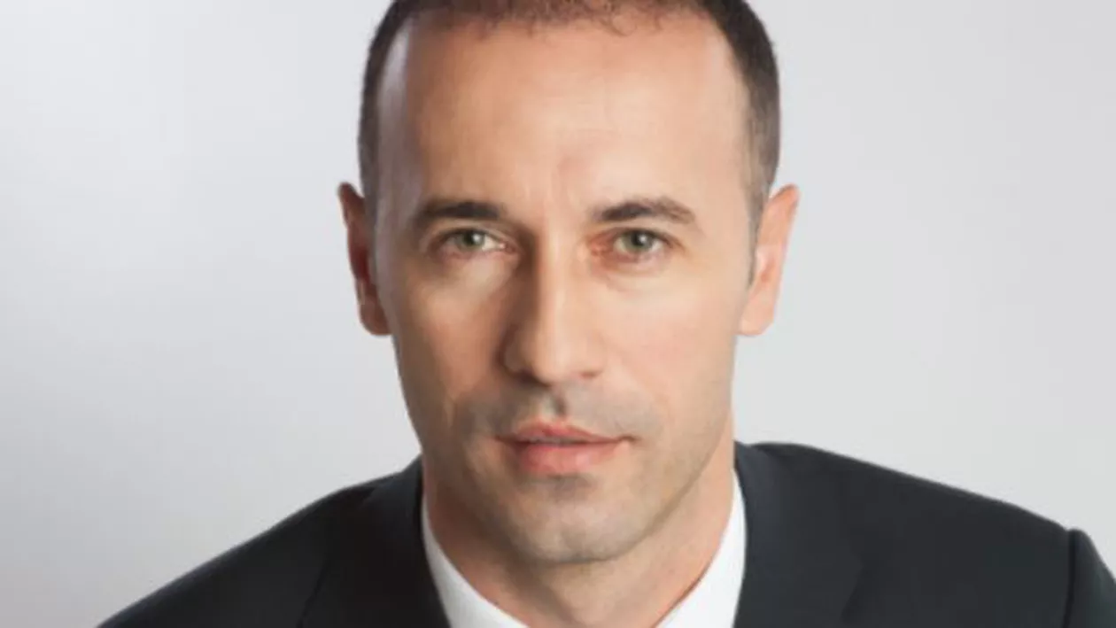 Sondaj: Iulian Dumitrescu ar urma să câştige detaşat preşedinţia CJ Prahova, fief al PSD