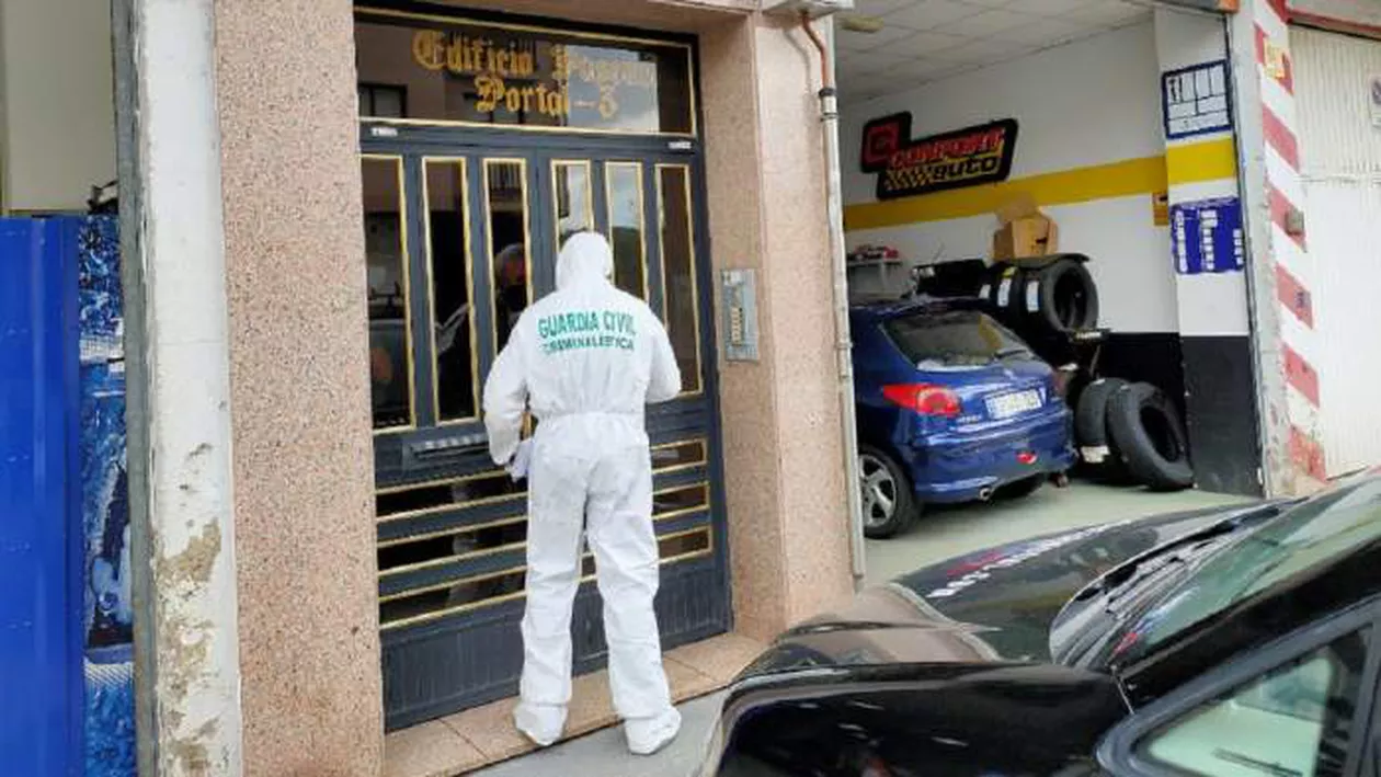 Un român din Spania și-a ucis fratele cu sânge rece. Bărbatul s-a predat autorităților plin de sânge
