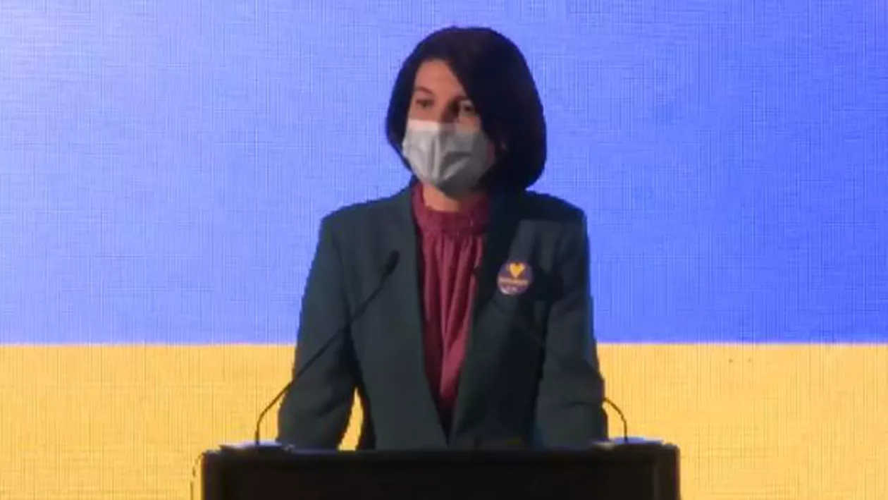 Violeta Alexandru, la ieșirea din secția de vot: „Îi rog pe bucureşteni să meargă la vot, să aibă încredere”