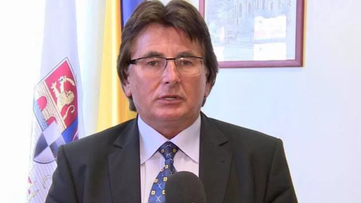 Nicolae Robu demisionează de la conducerea filialei PNL Timiș, după ce a pierdut alegerile în fața lui Dominic Fritz