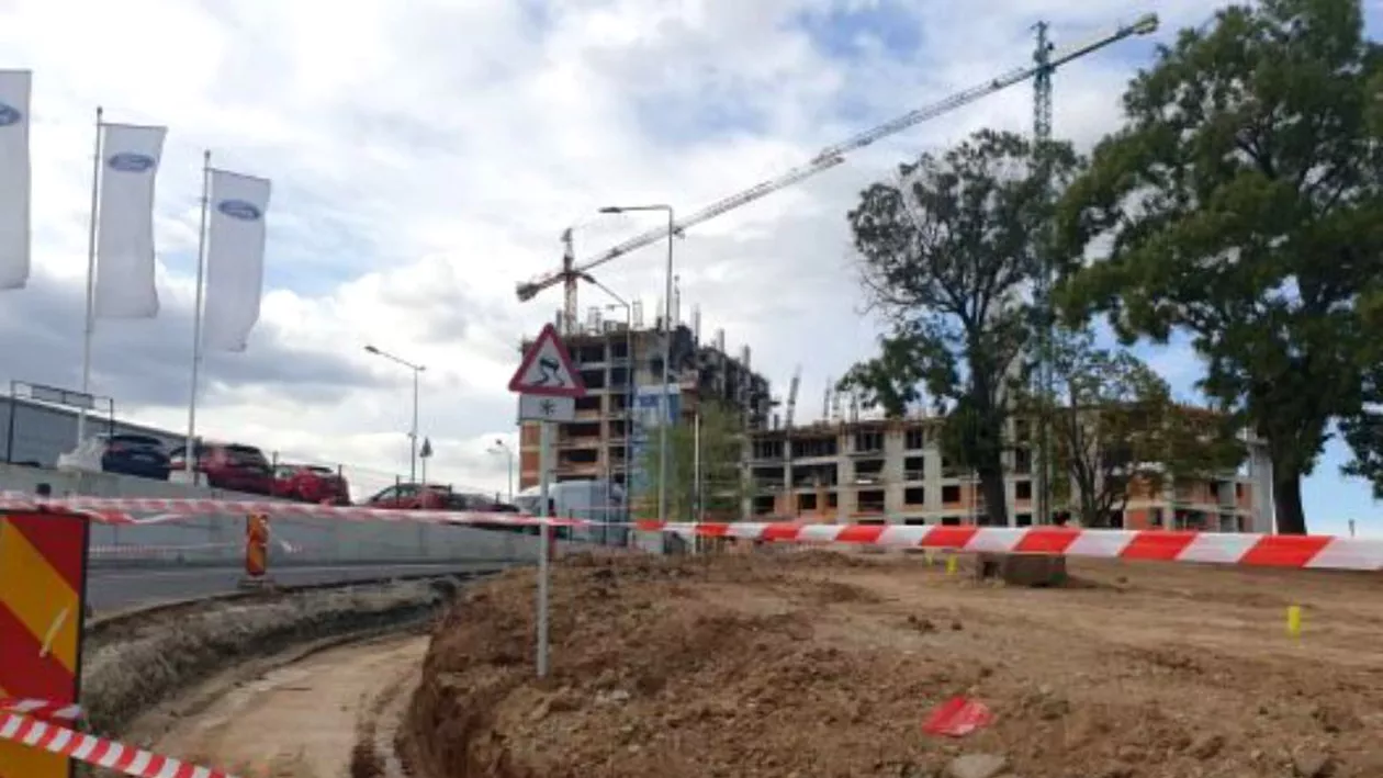 Pasajul Ciurel, proaspăt inaugurat, a intrat în reparații. Care este explicația autorităților?