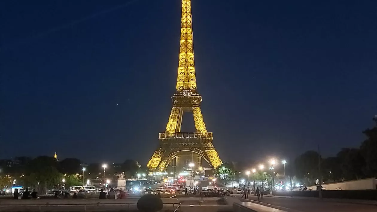 Posibilă stare de alertă maximă în Paris, după creșterea infectărilor cu coronavirus. De când ar putea intra în vigoare măsura