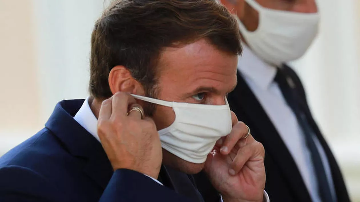 Parisul s-ar putea închide după ora 20. Emmanuel Macron va anunța, miercuri, noi restricții pentru a limita răspândirea COVID-19