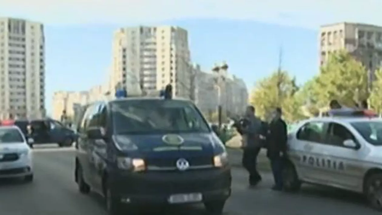 Amenințare cu bombă la Curtea de Apel București. Brigada antiteroristă a SRI, la fața locului (VIDEO)
