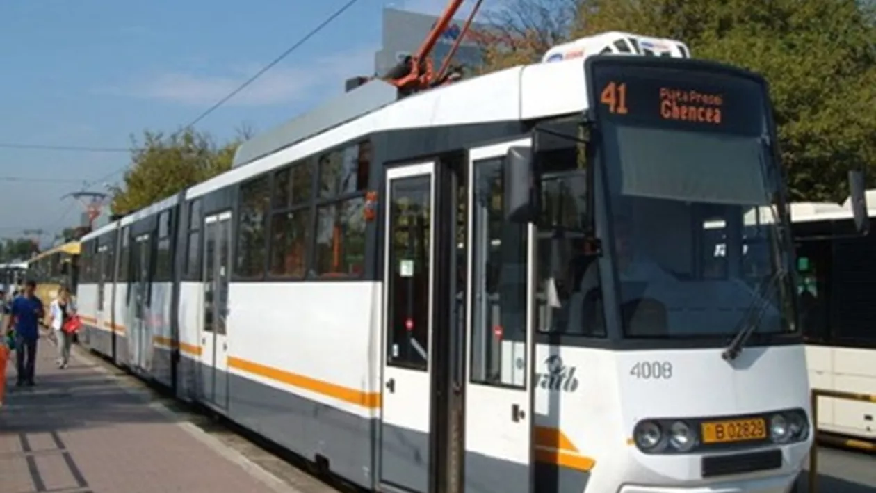 Linia tramvaiului 41 va fi deviată în perioada 21 – 25 octombrie: Măsura luată pentru continuarea lucrărilor la pasajul pietonal de la stația de metrou Parc Drumul Taberei
