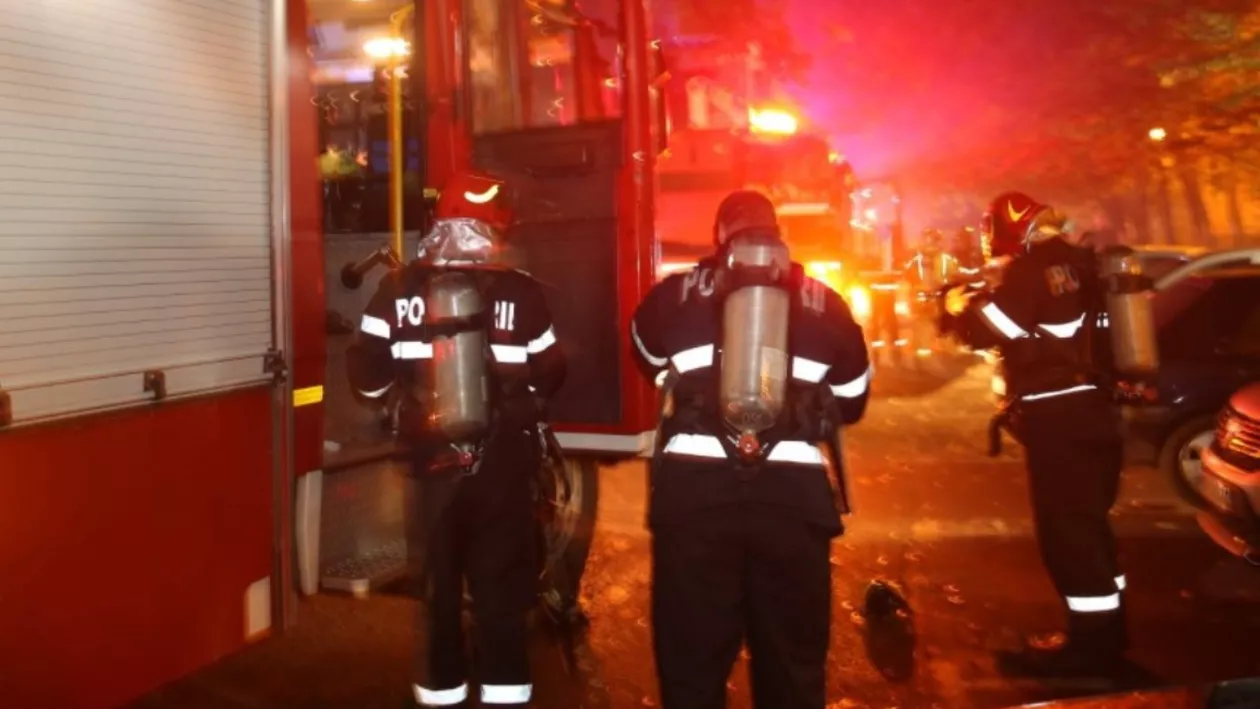 Explozie într-un bloc din București: O persoană a murit și alte câteva zeci au fost evacuate (VIDEO)