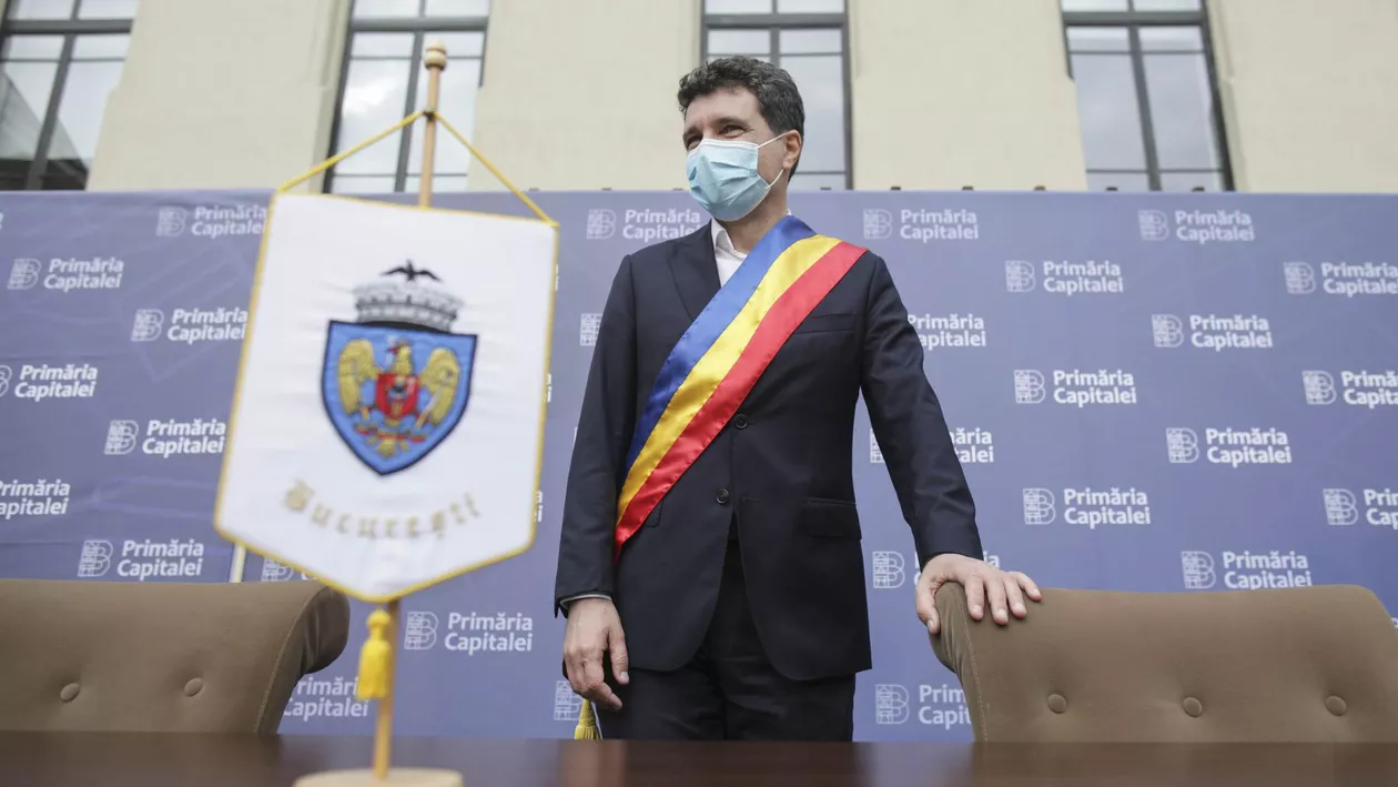 Nicușor Dan: „Cer bucureștenilor răbdare și solidaritate, pentru că sunt niște probleme grave și urgente pe care trebuie să le rezolvăm” (VIDEO)