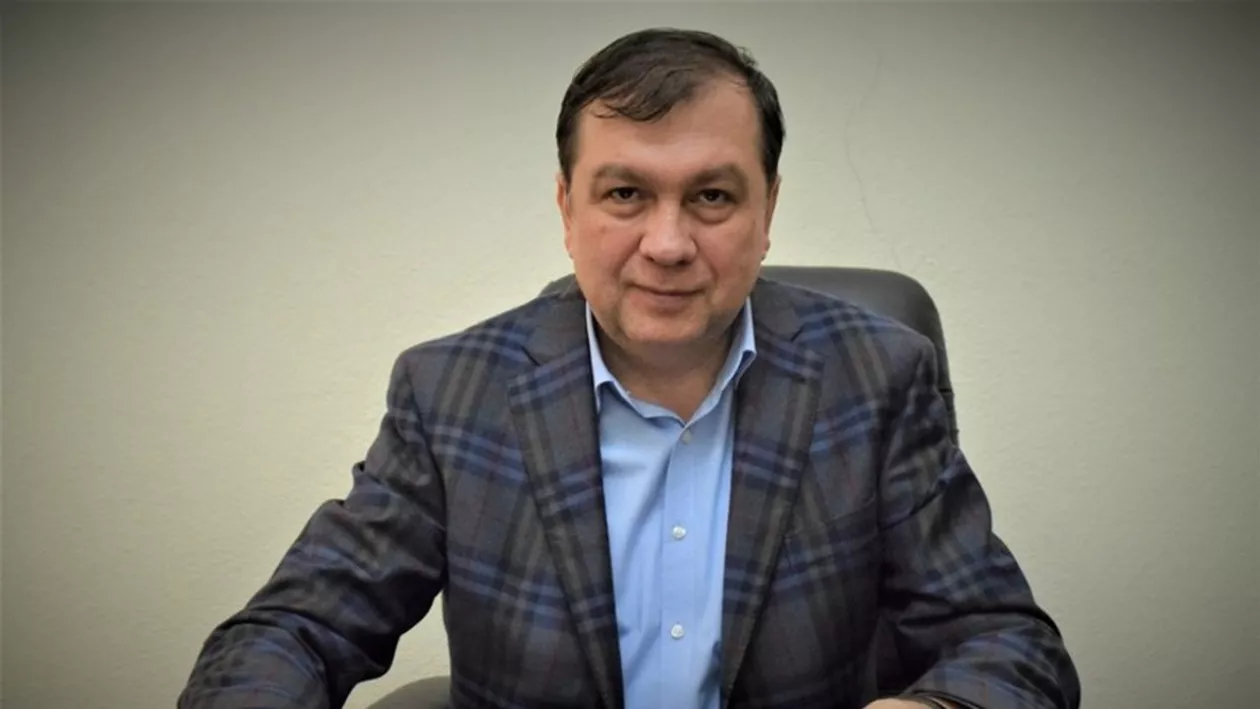 Ce spune rectorul UMF București despre propunerea lui Raed Arafat de recruta absolvenți de medicină ca voluntari în spitalele Covid