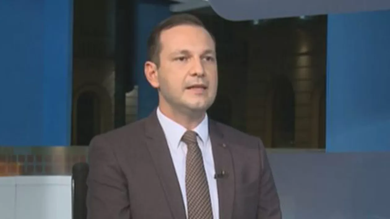 Radu Țincu: Sunt persoane care își pierd viața până să ajungă în Terapie Intensivă, așteptând să obțină un loc / Dacă depășim capacitatea la ATI, mortalitatea va crește extrem de rapid atât la pacienții COVID, cât și la ceilalți (VIDEO)