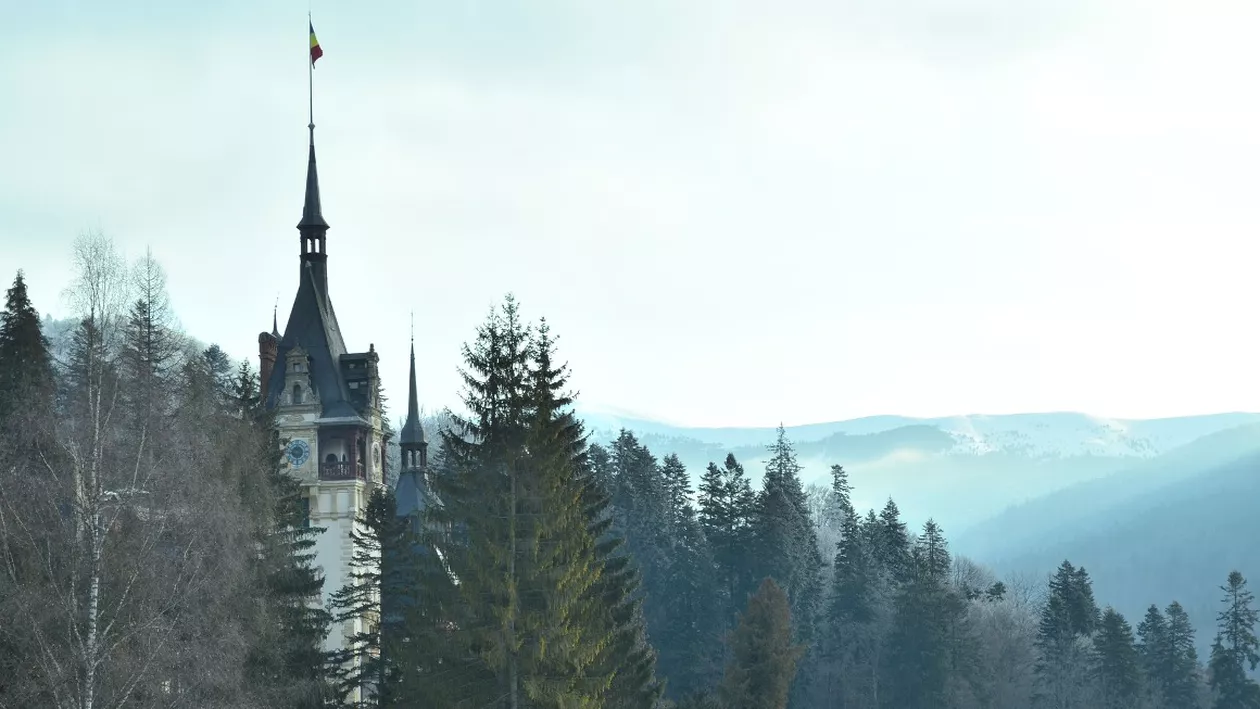 Prahova: Prefectul vrea intensificarea controalelor în stațiuni, în condițiile în care rata infectărilor cu coronavirus este în creștere