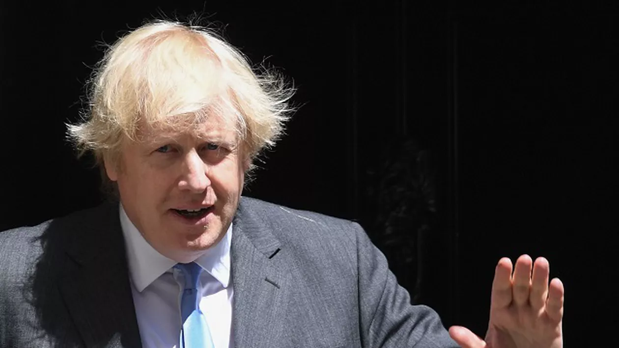 Premierul Marii Britanii confirmă încheierea carantinei naționale pe 2 decembrie / „Putem vedea o cale de ieşire din pandemie”