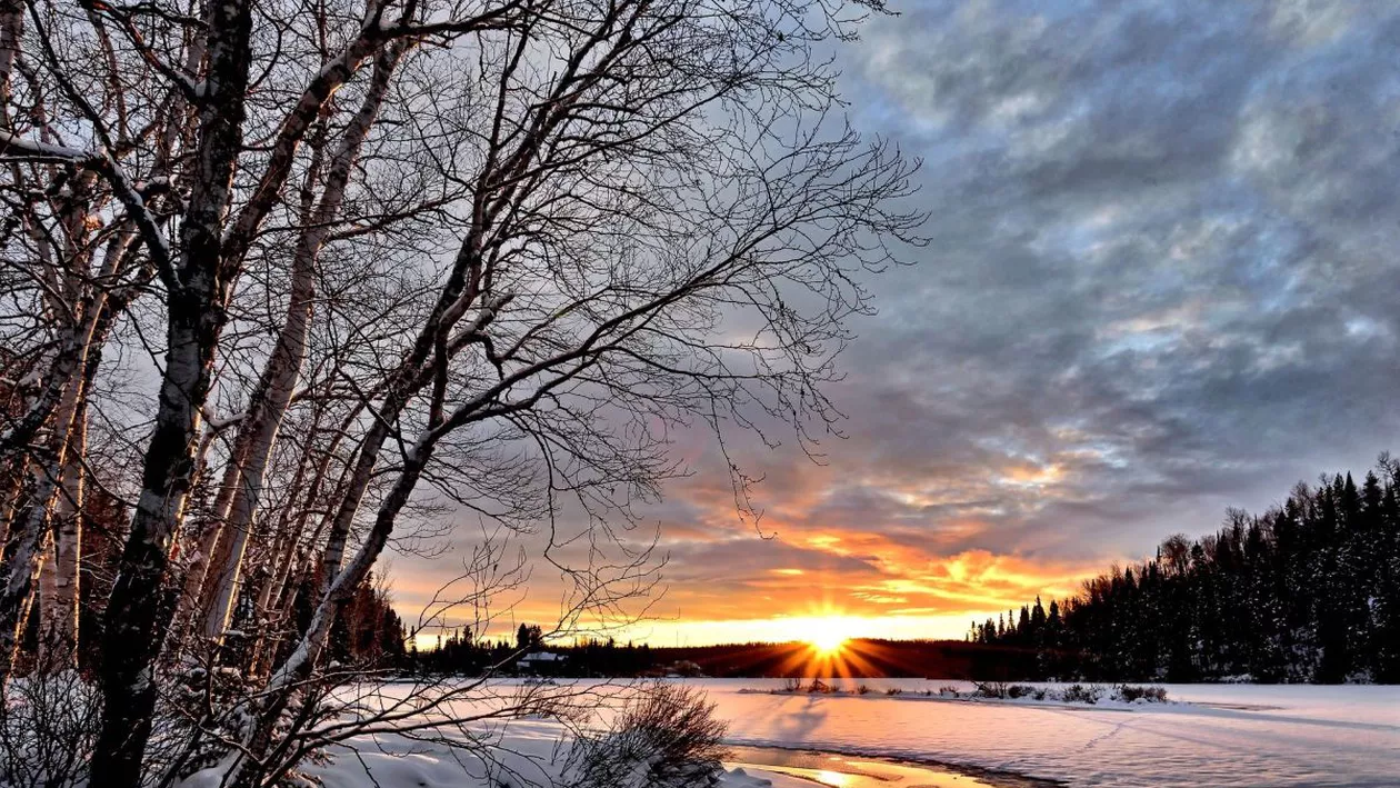 Prognoza meteo, azi, 1 decembrie 2020. Vreme rece în toată țara. Unde se va așterne zăpada