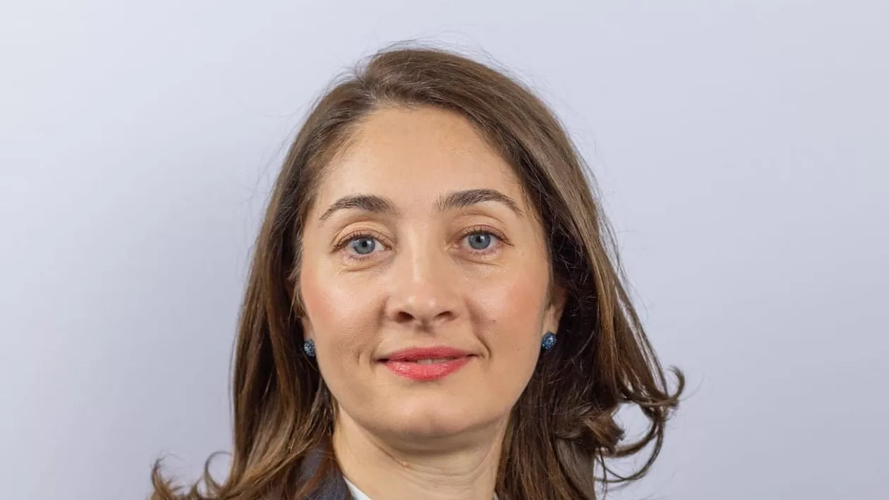 Simona Spătaru, moment controversat. Candidata USR-PLUS la Senat, înregistrată când și-ar fi amenințat copilul că îl pocnește și îl dă „cu capul de pereți” (VIDEO)