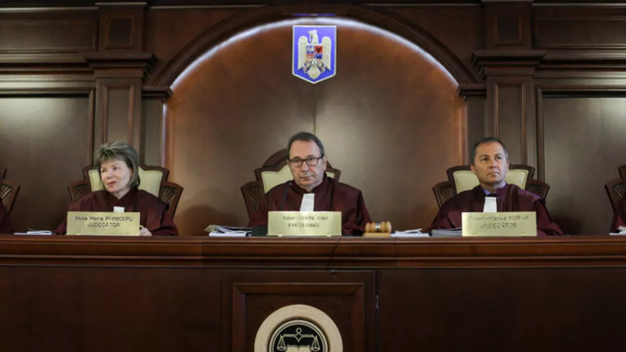 Identitatea de gen în școli, pe agenda judecătorilor CCR. Se discută sesizarea președintelui Klaus Iohannis