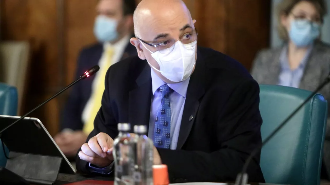 Raed Arafat, recomandări pentru români în contextul sărbătorilor: Respectarea regulilor, limitarea la maxim a mobilităţii şi a contactului, mai ales cu persoanele cu care nu locuim