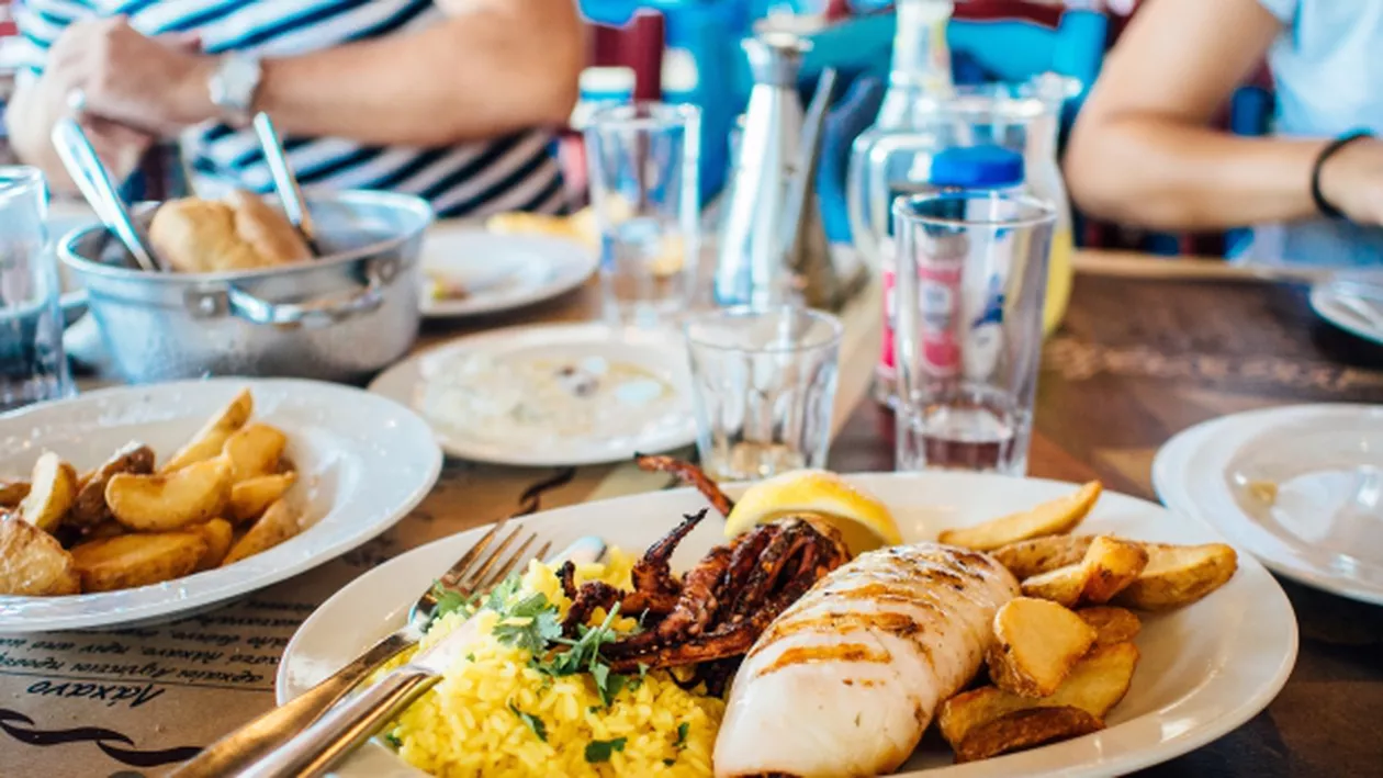 Se redeschid restaurantele la interior în Craiova, după 9 luni. Ce capacitate este permisă