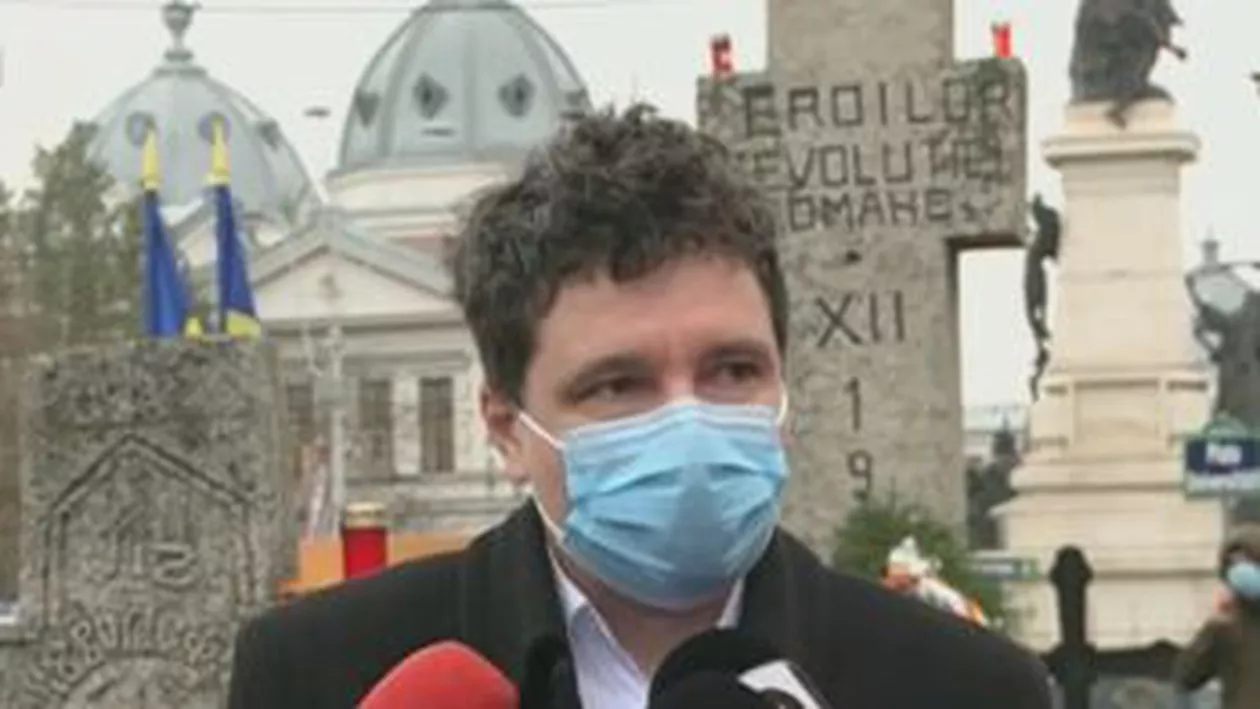 Nicușor Dan a depus o coroană de flori în memoria victimelor Revoluției: Suntem datori să luptăm, să facem România pe care au visat-o (VIDEO)