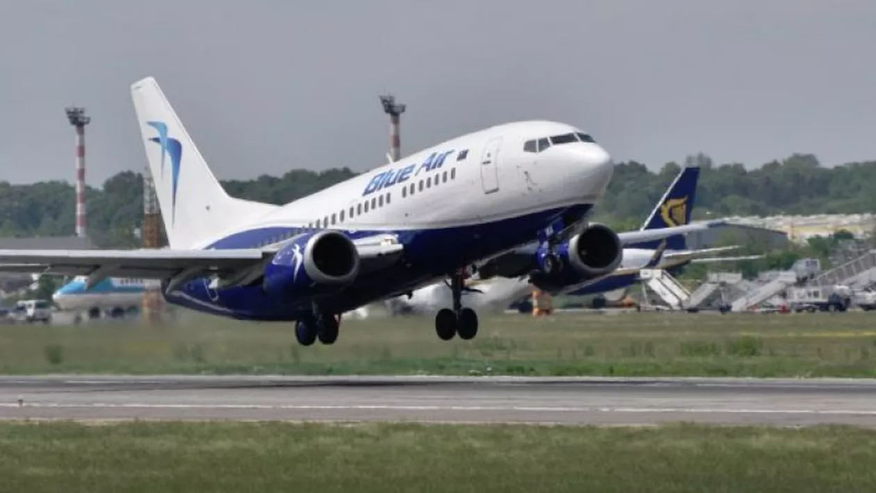 Compania Blue Air suspendă zborurile către și dinspre Marea Britanie până pe 2 ianuarie 2021
