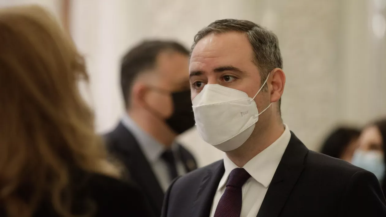 Alexandru Nazare: Am avut discuții cu directorii din Ministerul Finanțelor despre marile proiecte de investiții cu fonduri europene. Vom face o monitorizare foarte strictă a lor, lunar și trimestrial (VIDEO)