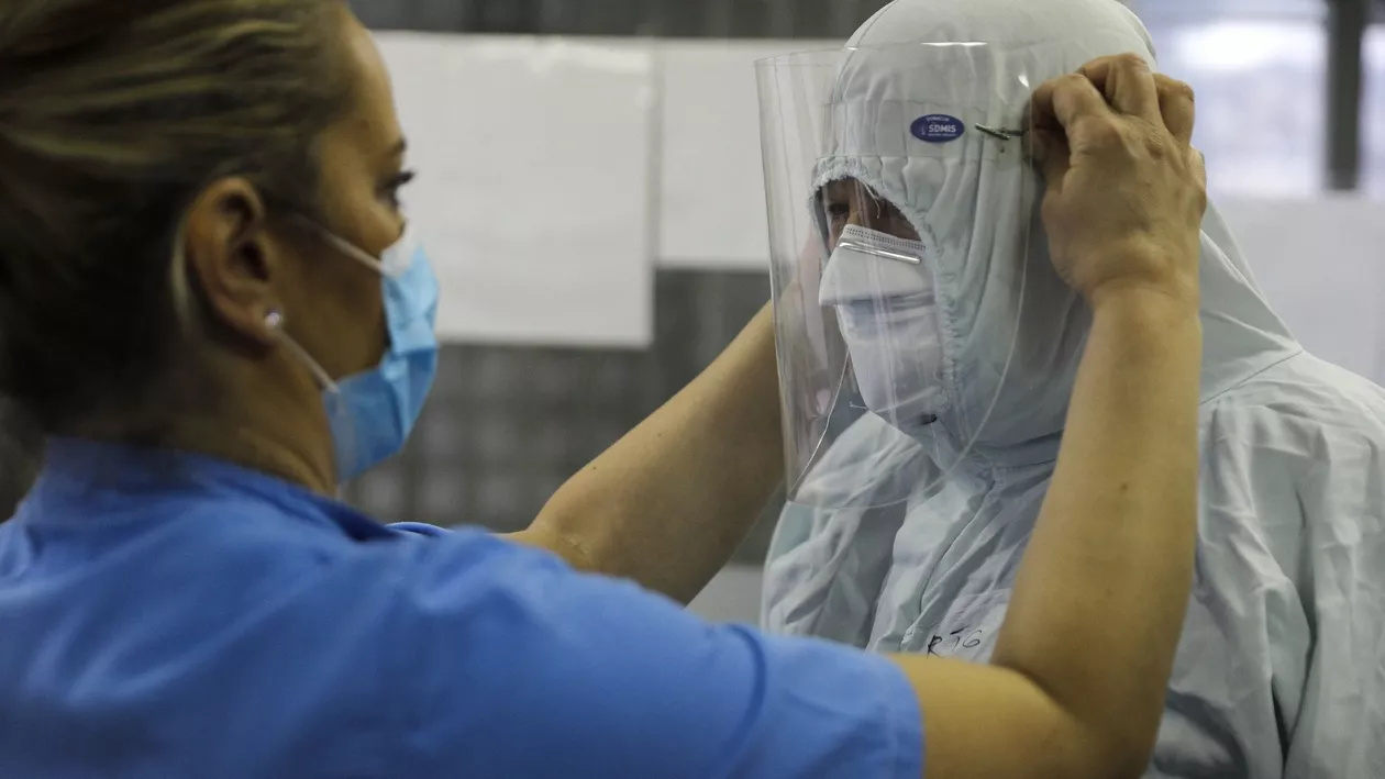 Aproape 1.400 de cazuri noi de COVID-19, la circa 4.300 de teste, și 85 de decese în 24 de ore / La ATI sunt internați 1.210 pacienți cu coronavirus