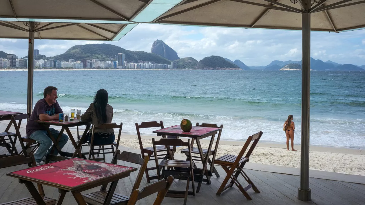 CORONAVIRUS | Accesul la plajele din Rio de Janeiro blocat pentru Anul Nou