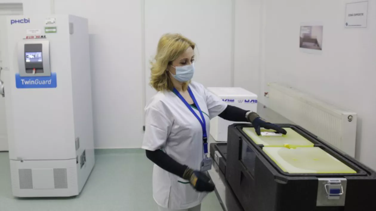 Câte doze de vaccin anti-COVID va primi România în luna ianuarie 2021