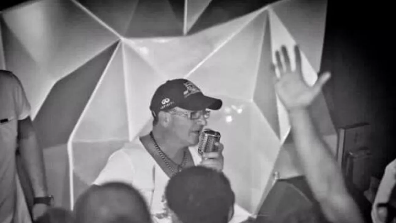 A murit DJ-ul Pascal di Fazio. Acesta fost găsit într-o cameră de hotel din Pitești