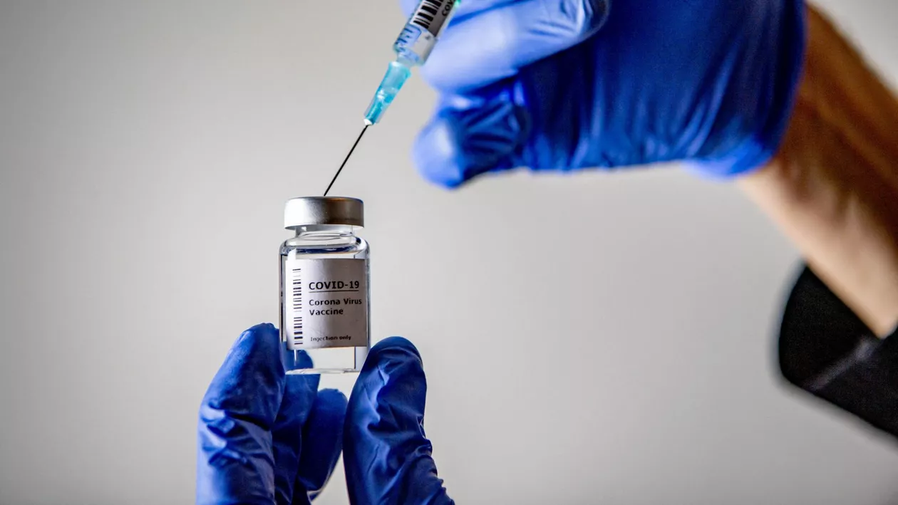 Comisia Europeană a încheiat discuțiile preliminare cu Valneva, în vederea achiziționării unui nou potențial vaccin anti-COVID-19. Ce tehnologie folosește compania