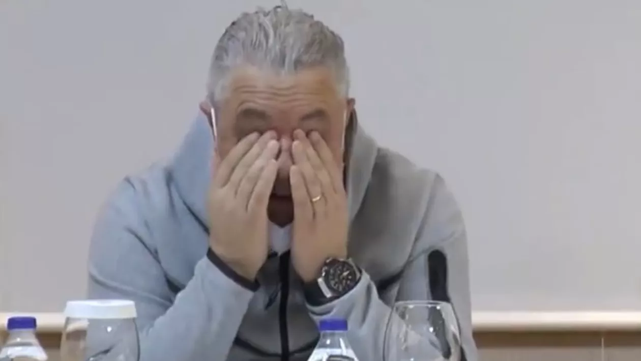 Marius Șumudică, în lacrimi la despărțirea de Gaziantep. Fostul antrenor a izbucnit în plâns în timpul ultimei conferințe de presă