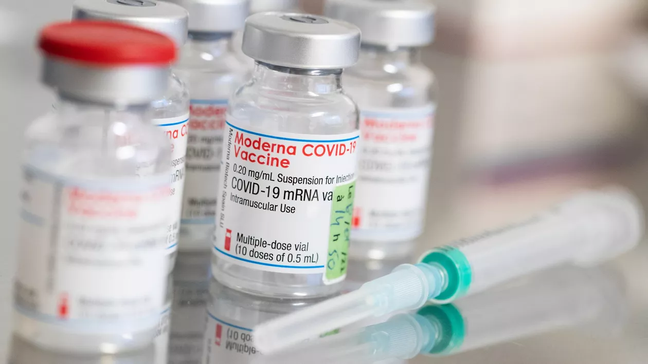 Valeriu Gheorghiță, despre centrele de vaccinare închise pentru populație: Pe mine personal m-a afectat această anatemă