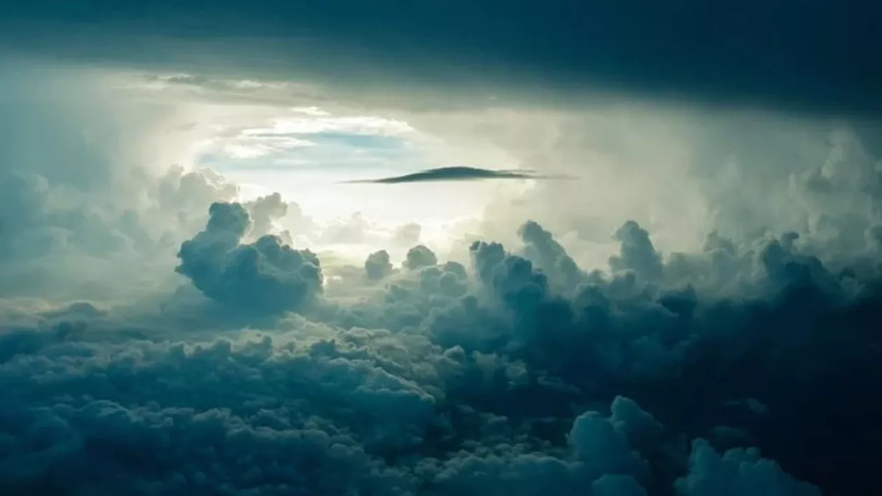 Prognoza meteo, azi, 1 februarie 2021. Vreme în general închisă, temperaturi maxime de până la 11 grade