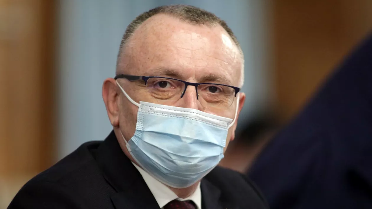 Aproape 60.000 de laptopuri pentru 1.073 de licee. Sorin Cîmpeanu: Au fost alese liceele cu cea mai mare rată de abandon școlar. Valoarea licitației, 122,4 milioane de lei (VIDEO)