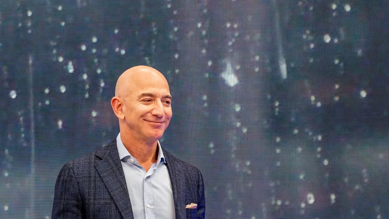 Jeff Bezos se va retrage din poziția de CEO al Amazon. Considerat cel mai bogat om al planetei la ora actuală, el a fondat compania în 1994: „A fost doar o idee și nu a avut niciun nume”