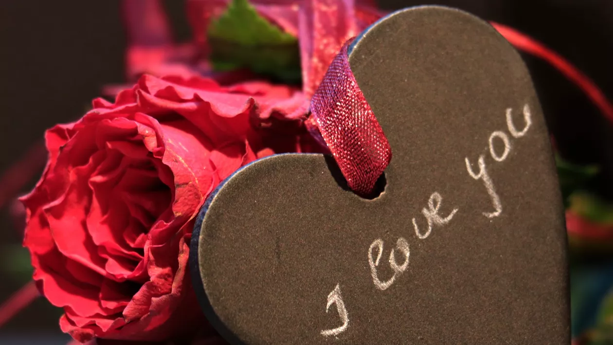 4 cadouri inspirate de Valentine's Day, pentru ea