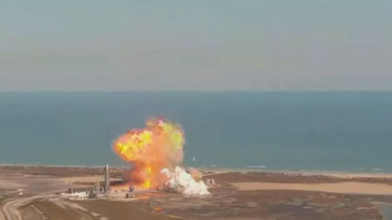 SpaceX, test eșuat. Un nou prototip de rachetă a explodat la aterizare (VIDEO)