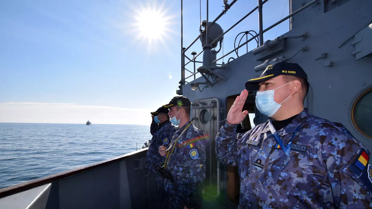 Exercițiu militar româno-american în largul Mării Negre. MApN: „Parteneriatul strategic cu SUA este unul dintre pilonii apărării și securității României” (FOTO)